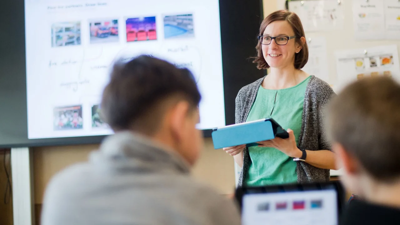 Mit SCHULE@BW erhalten Lehrkräfte digitale Werkzeuge für den Unterricht.